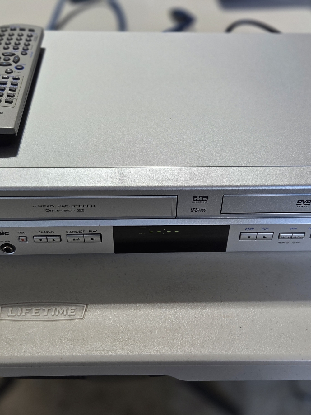 Panasonic PV-D4744S DVD/VCR Combo Deck Including Remote Tested Working